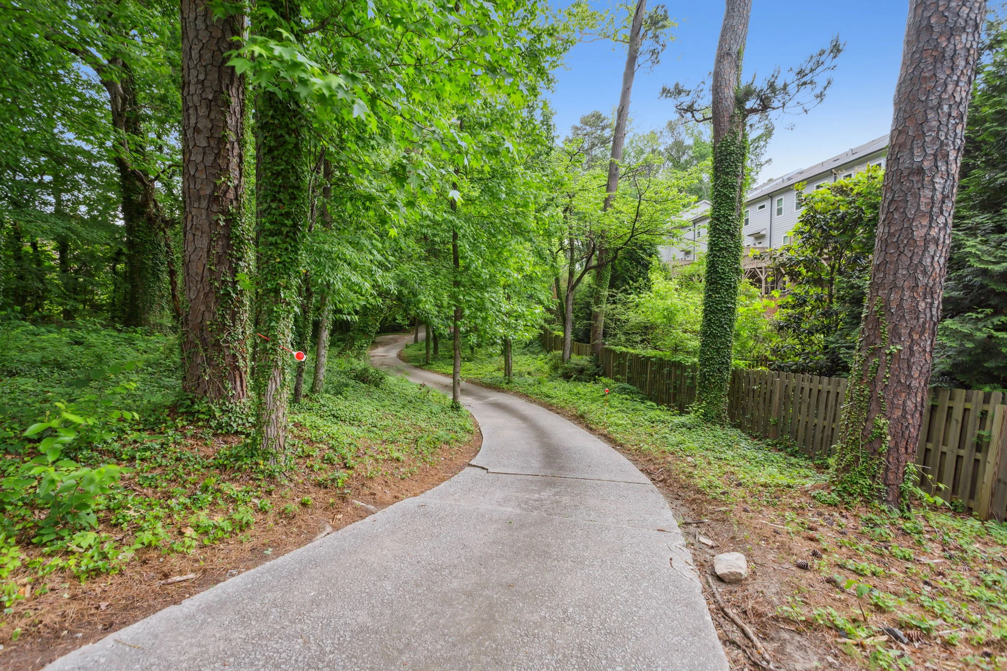 001-2604 N Druid Hills Rd Atlanta GA