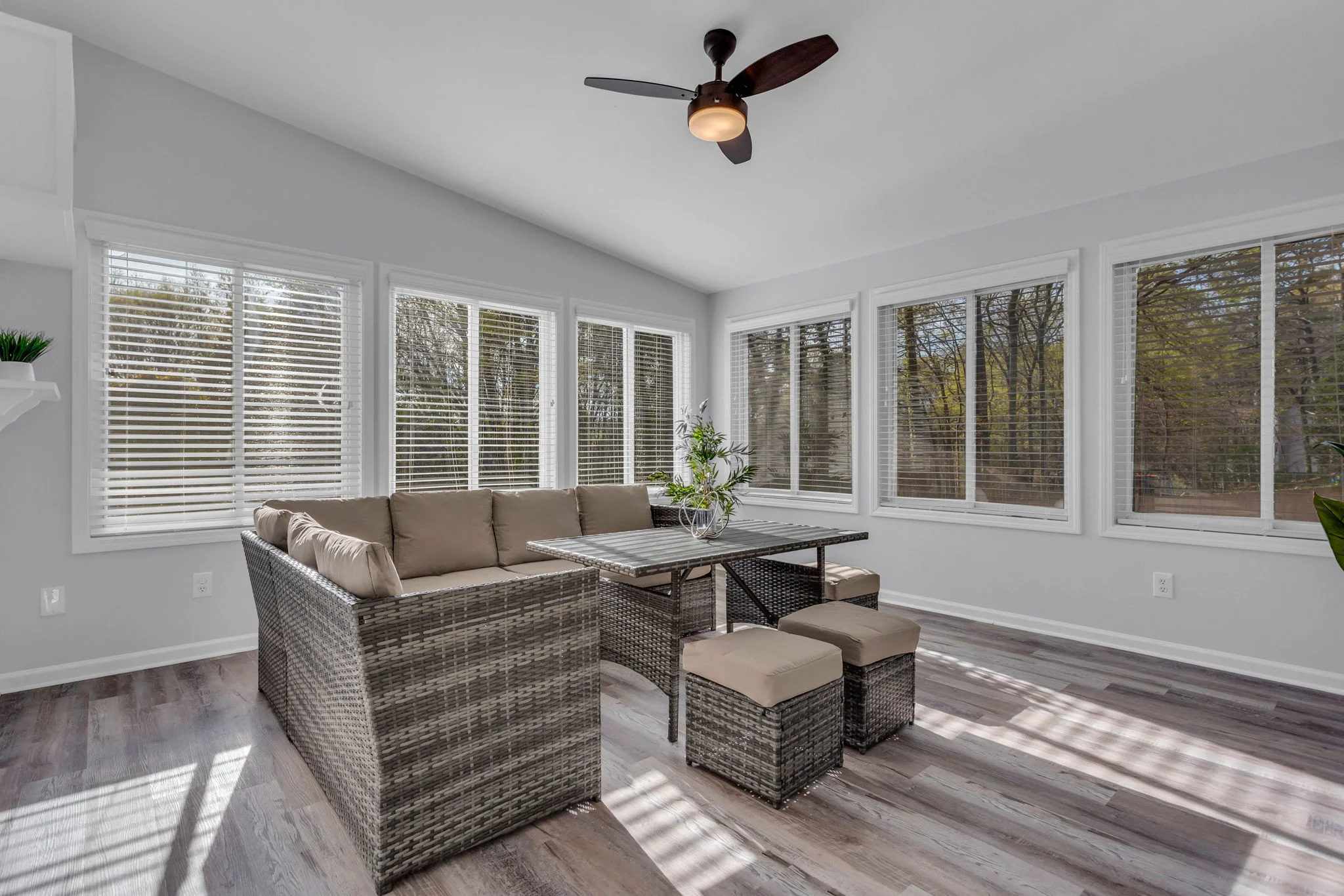 Modern Sunroom Interior Design