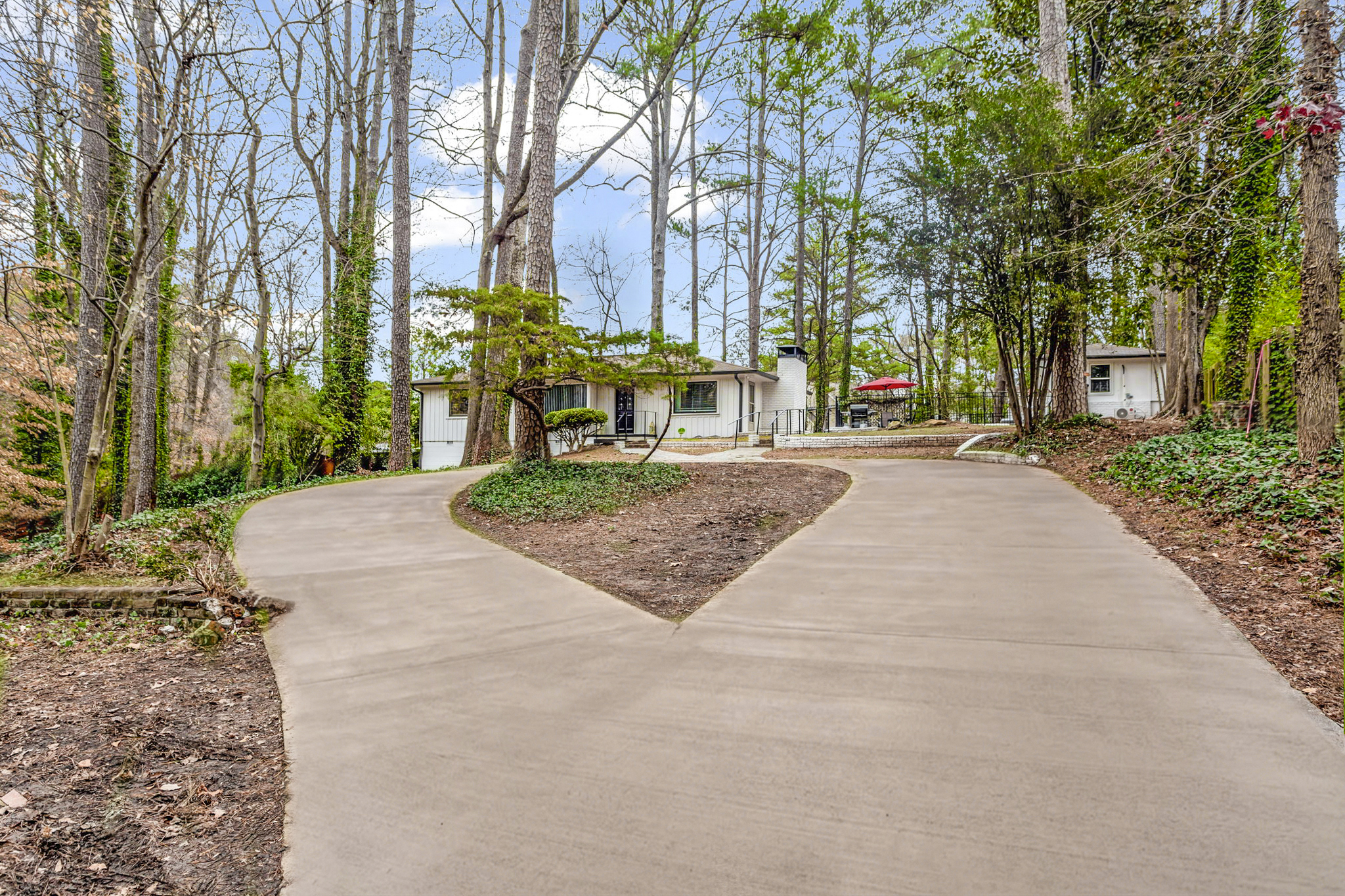 001-2604 N Druid Hills Rd Atlanta GA 30329_HI-RES
