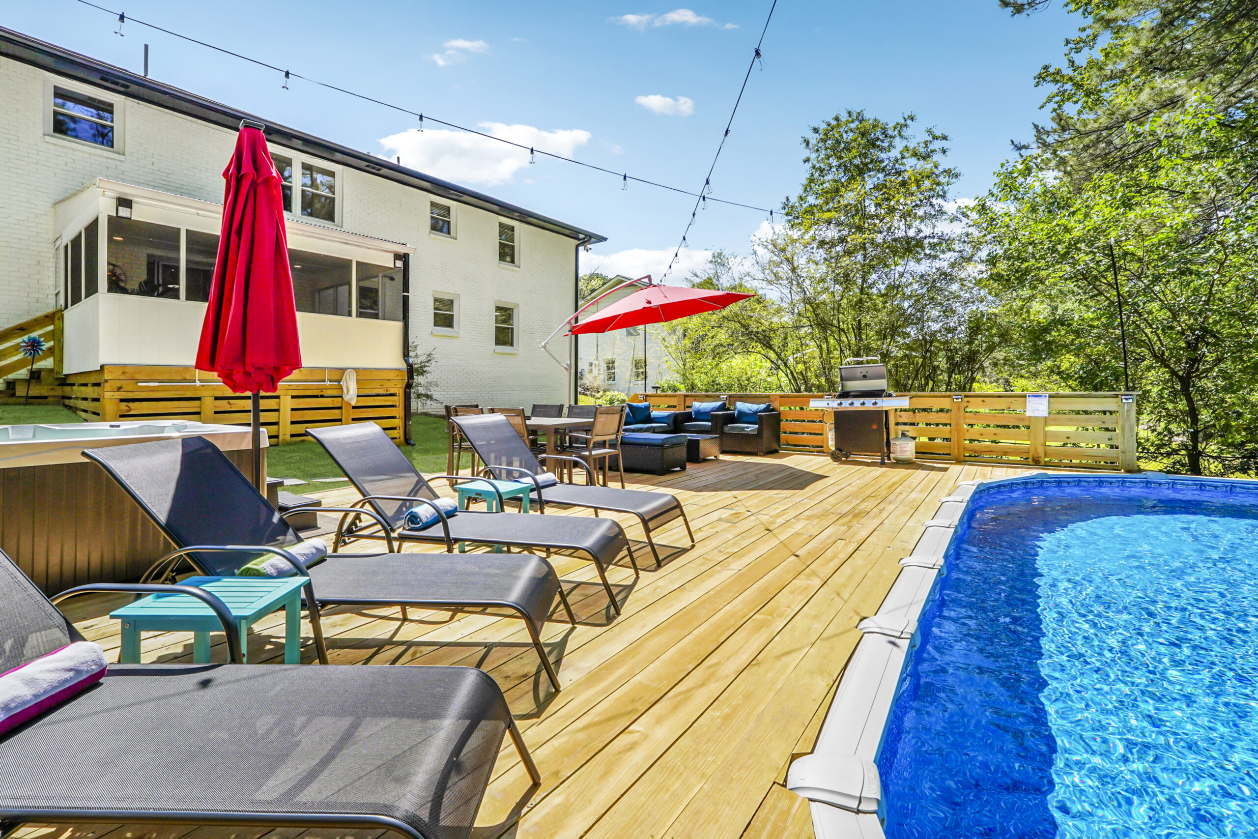 2206 Rolling View Dr Decatur GA